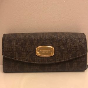 Brown Michael Kors Wallet